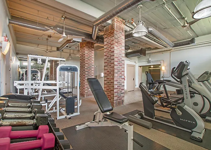 Apartment Cowboy Live, Laugh, & Loft Worth 2 Bedroom Loft Downtown *